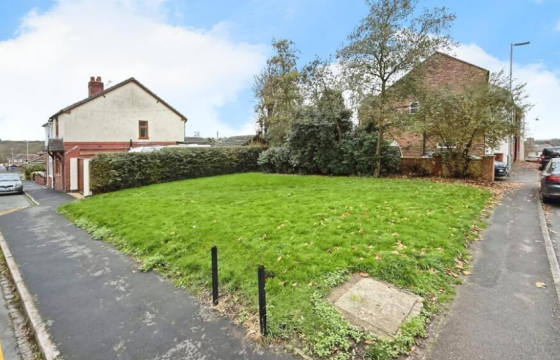 Land for sale in Stoke-on-Trent photo